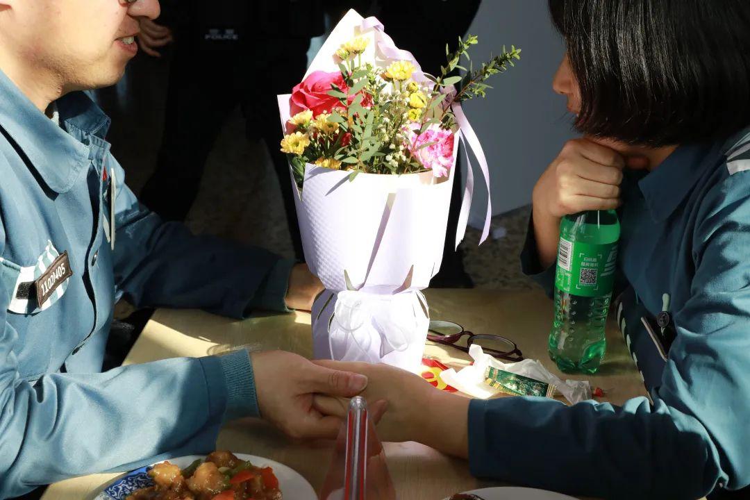  昨天葡国民与波尔图比赛腰斩 