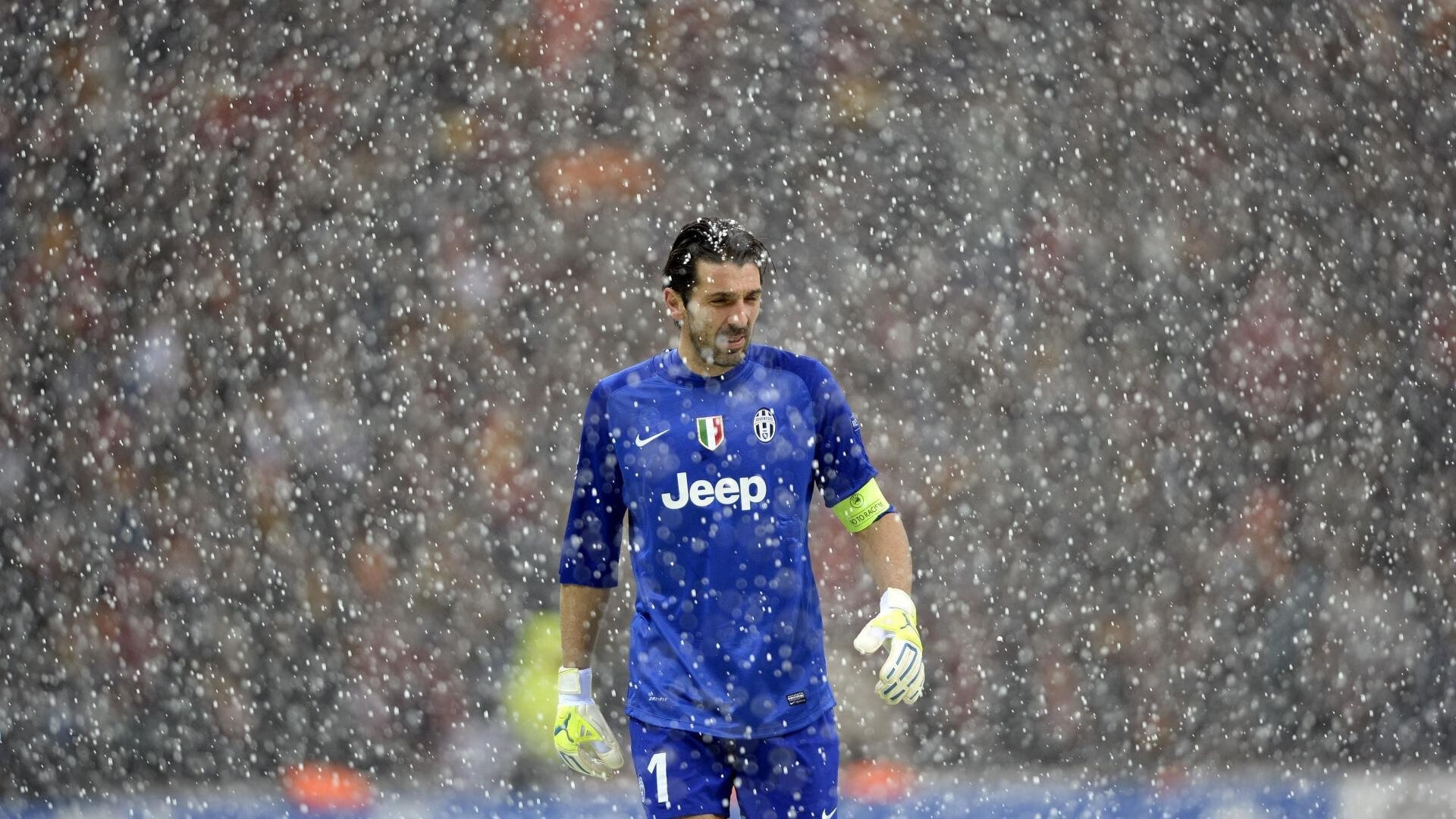 又见绝平！金州勇士与圣安东尼奥马刺鏖战至终场，德布劳内读秒救主